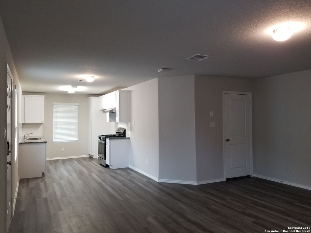 Photo of 11327 Babcock Crossing, San Antonio, TX 78249 (MLS # 1847263)
