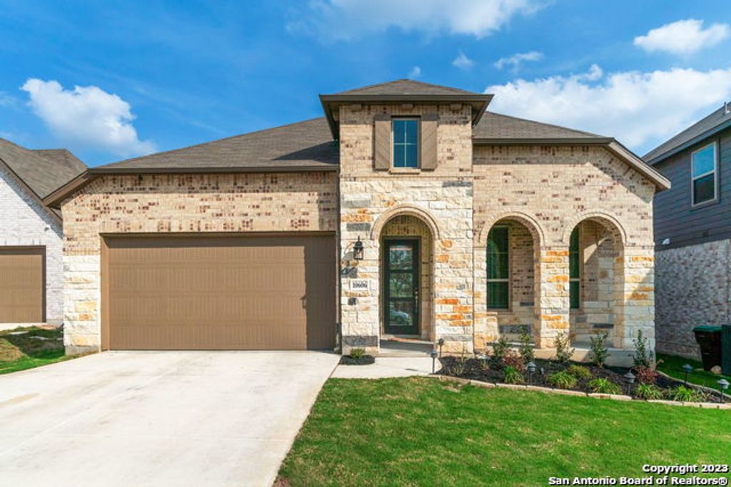 Photo of 10606 Revolver Trail, San Antonio, TX 78254 (MLS # 1954245)