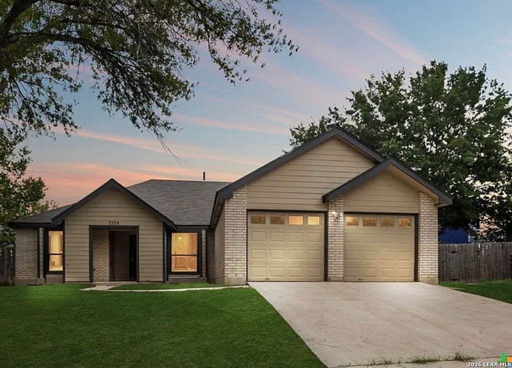 Photo of 7708 Brunning, Live Oak, TX 78233 (MLS # 1957872)