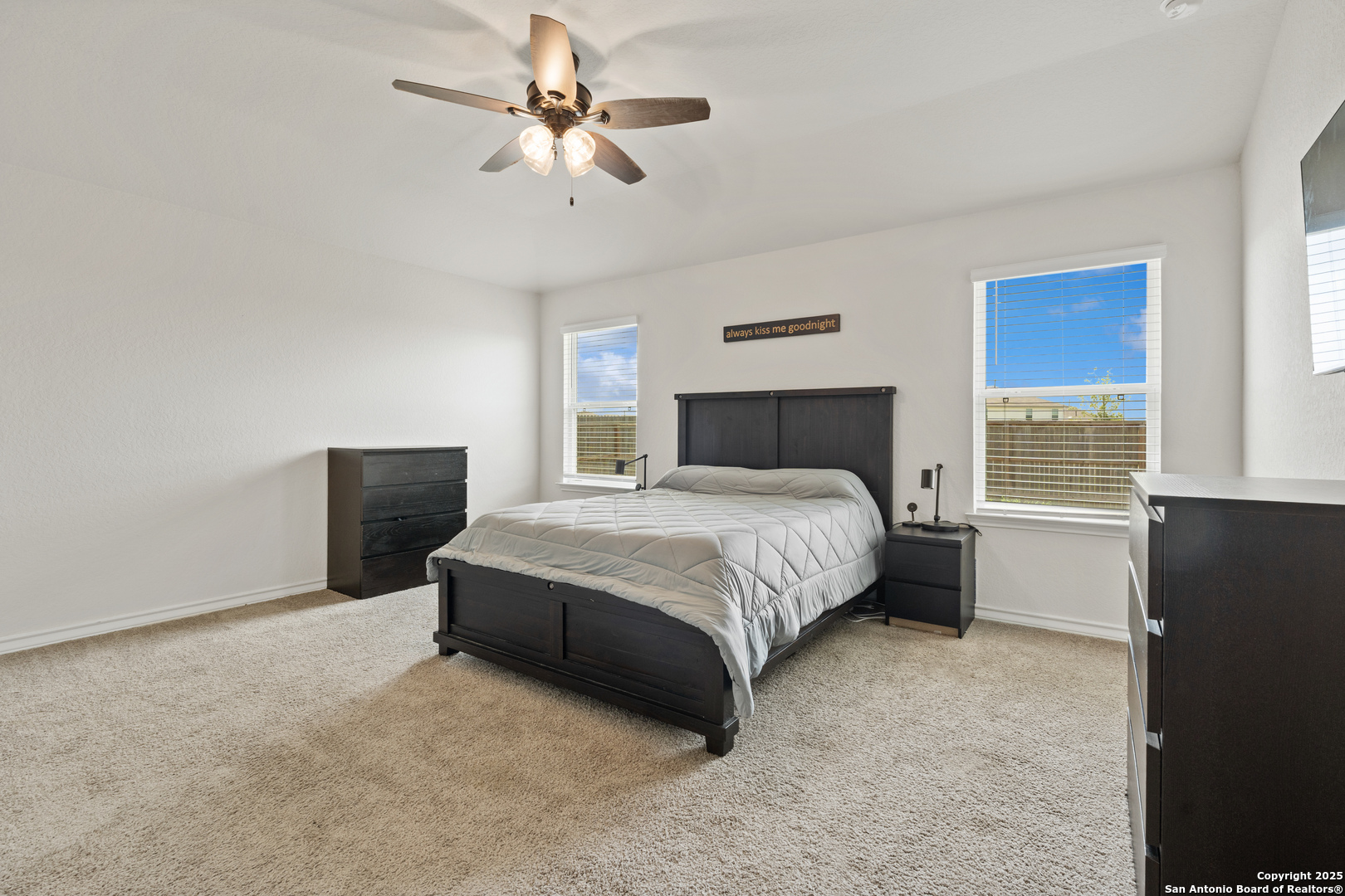 807 Rolling River