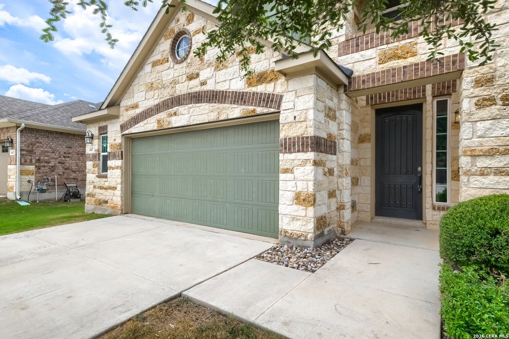 Photo of 647 MISSION HILL RUN, New Braunfels, TX 78132 (MLS # 2008987)