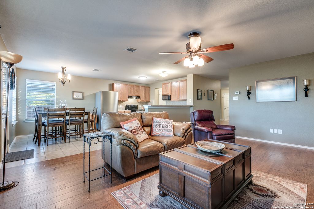 Photo of 212 Anvil Pl, Cibolo, TX 78108 (MLS # 1919084)