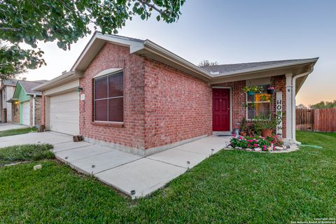Photo of 212 Anvil Pl, Cibolo, TX 78108 (MLS # 1919084)