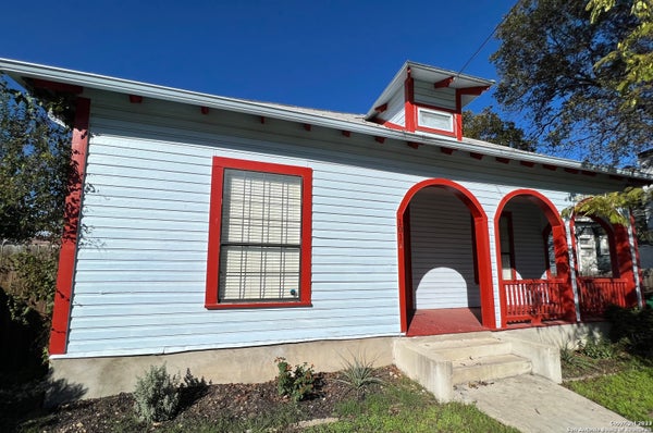 1011 DAWSON ST, SAN ANTONIO, TX 78202 - Image 8bb5f024ddcdaf2d18add4febf7f8818/36310541