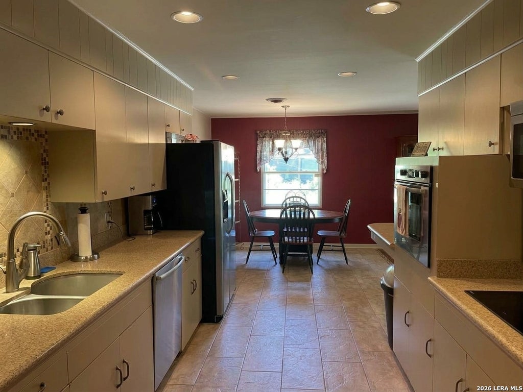 Photo of 7527 Quail Run, San Antonio, TX 78209 (MLS # 2019691)