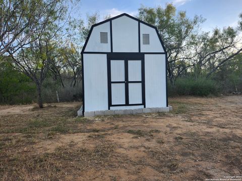 A home in Lytle