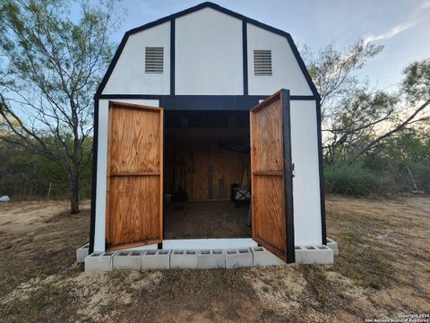 A home in Lytle