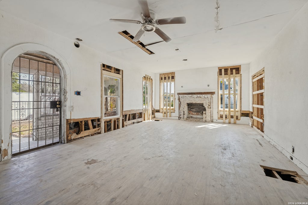 Photo of 344 Belmont, San Antonio, TX 78202 (MLS # 2016179)