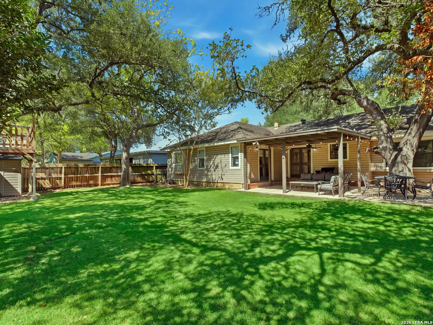 327 Deer Creek Dr