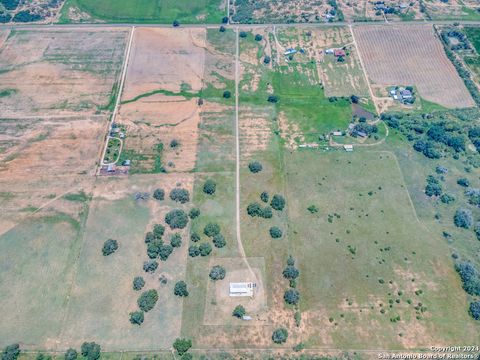 A home in Poteet