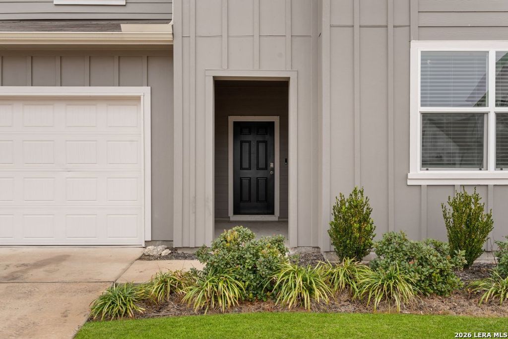 Photo of 449 Ida Loop, Seguin, TX 78155 (MLS # 1936781)