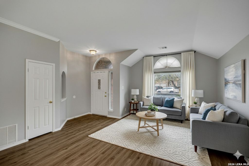 Photo of 906 Visor Dr, San Antonio, TX 78258 (MLS # 1938997)