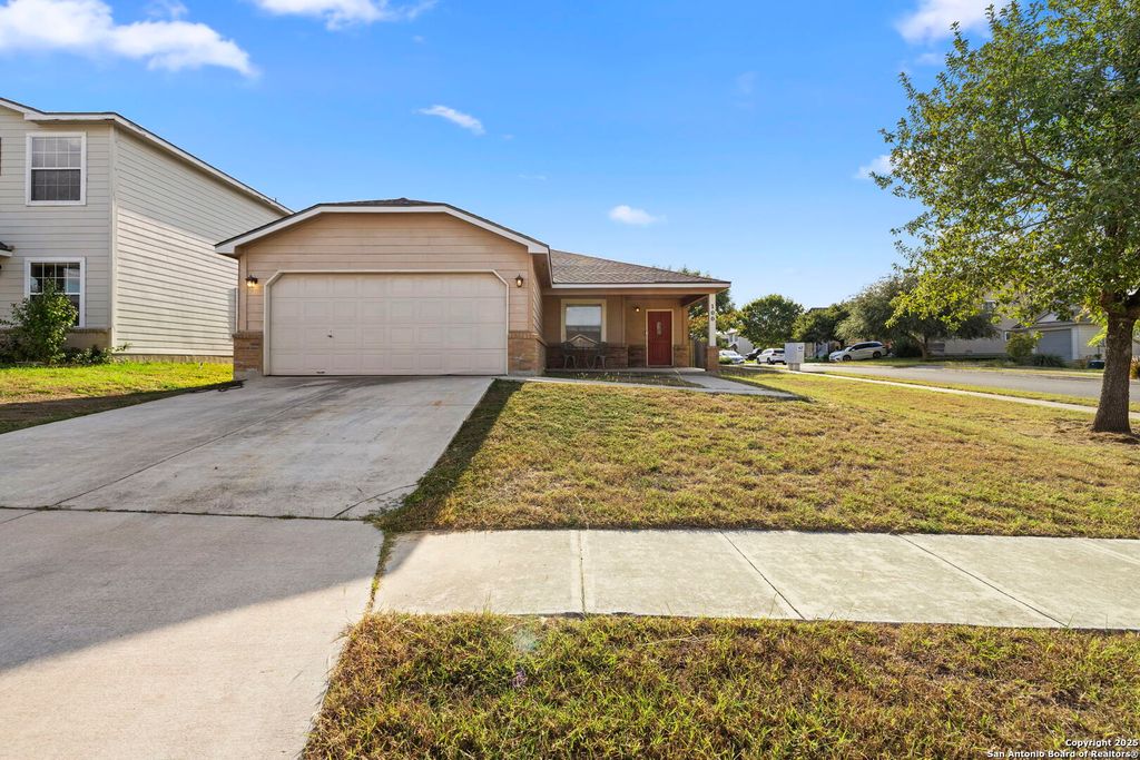 Photo of 100 Cypress Willow, Cibolo, TX 78108 (MLS # 1914495)