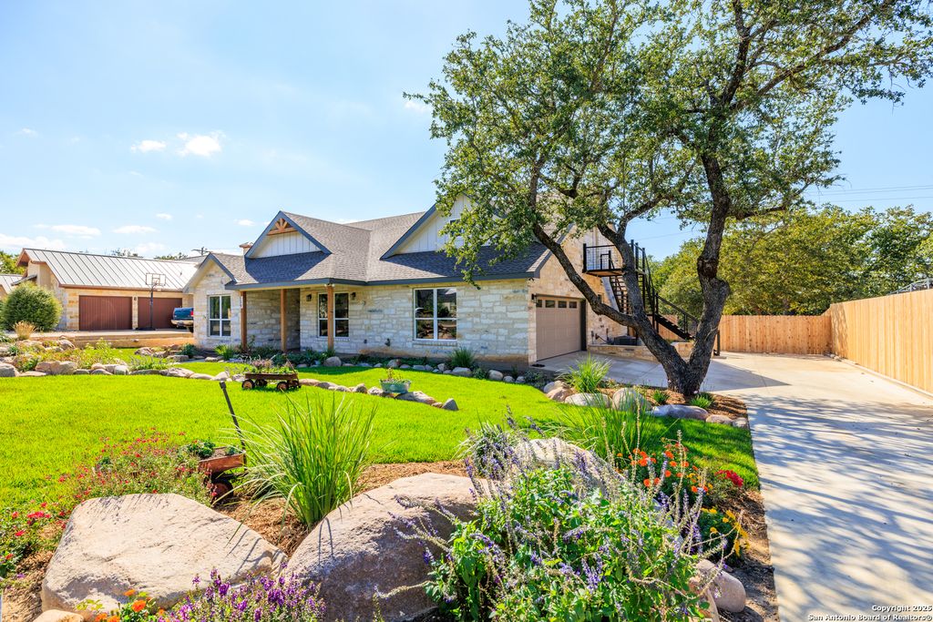 Photo of 139 Stone Canyon, Fredericksburg, TX 78624 (MLS # 1910432)