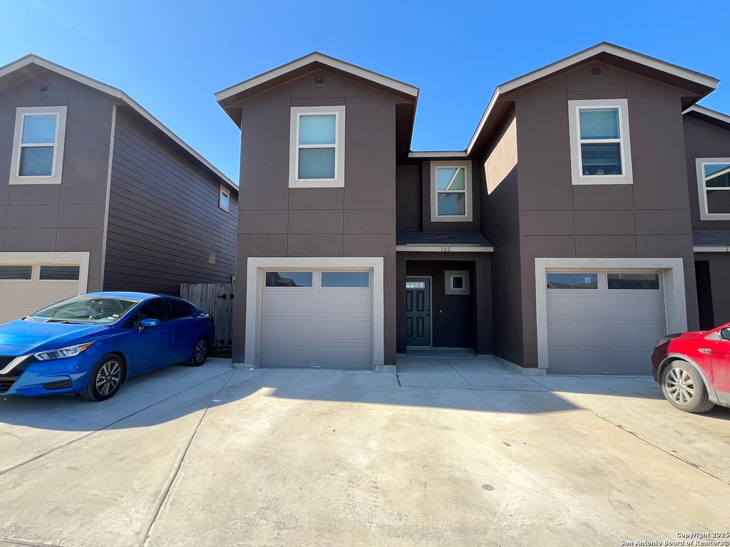 Photo of 13903 Annas 104 #104, San Antonio, TX 78233 (MLS # 1926799)