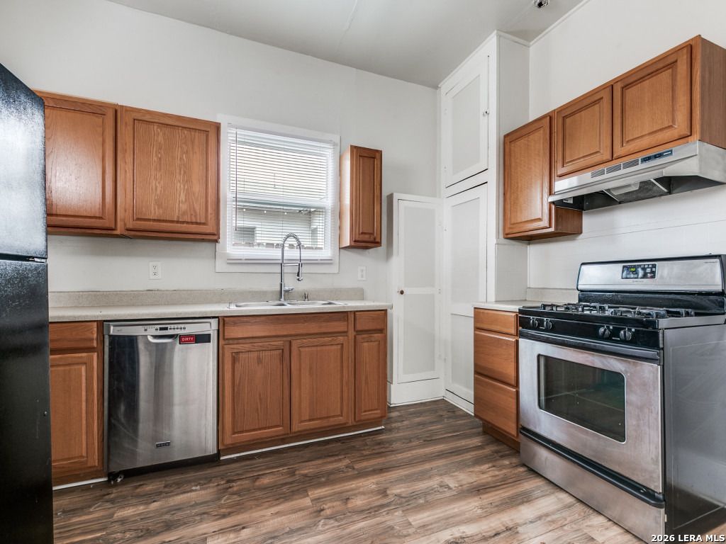 Photo of 116 Carroll St, San Antonio, TX 78225 (MLS # 1946769)