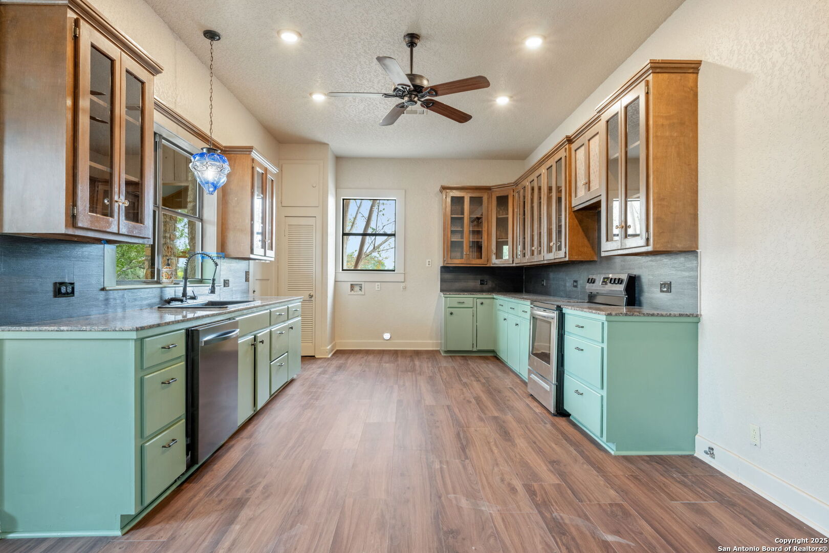 2939 Rolling Oaks