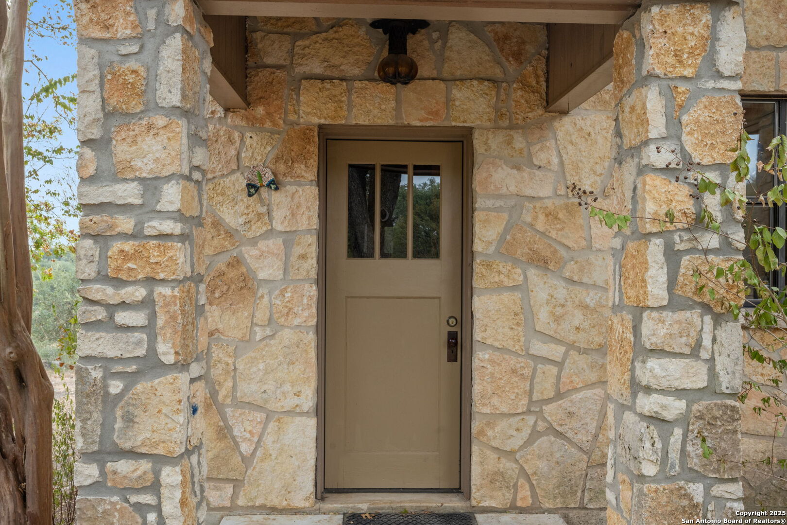 2939 Rolling Oaks