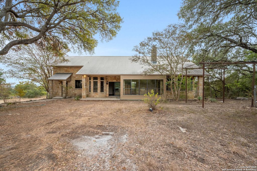 Photo of 2939 Rolling Oaks, New Braunfels, TX 78132 (MLS # 1917967)