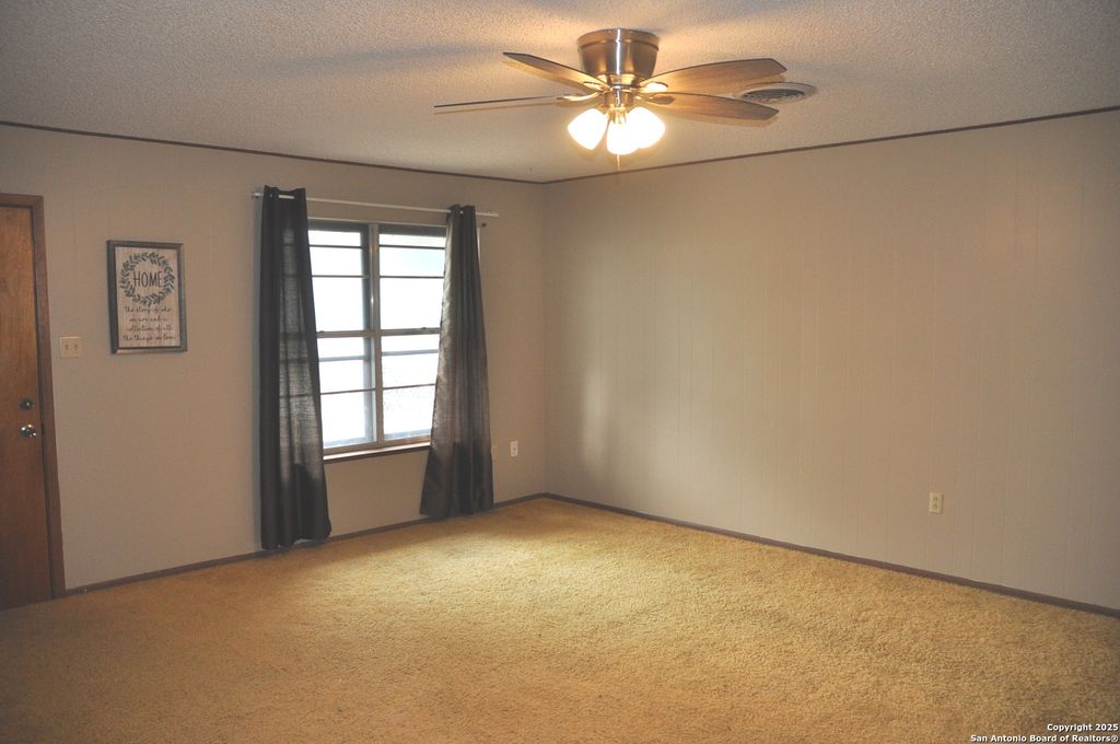 Photo of 105 S SAYERS DR, Devine, TX 78016 (MLS # 1816058)