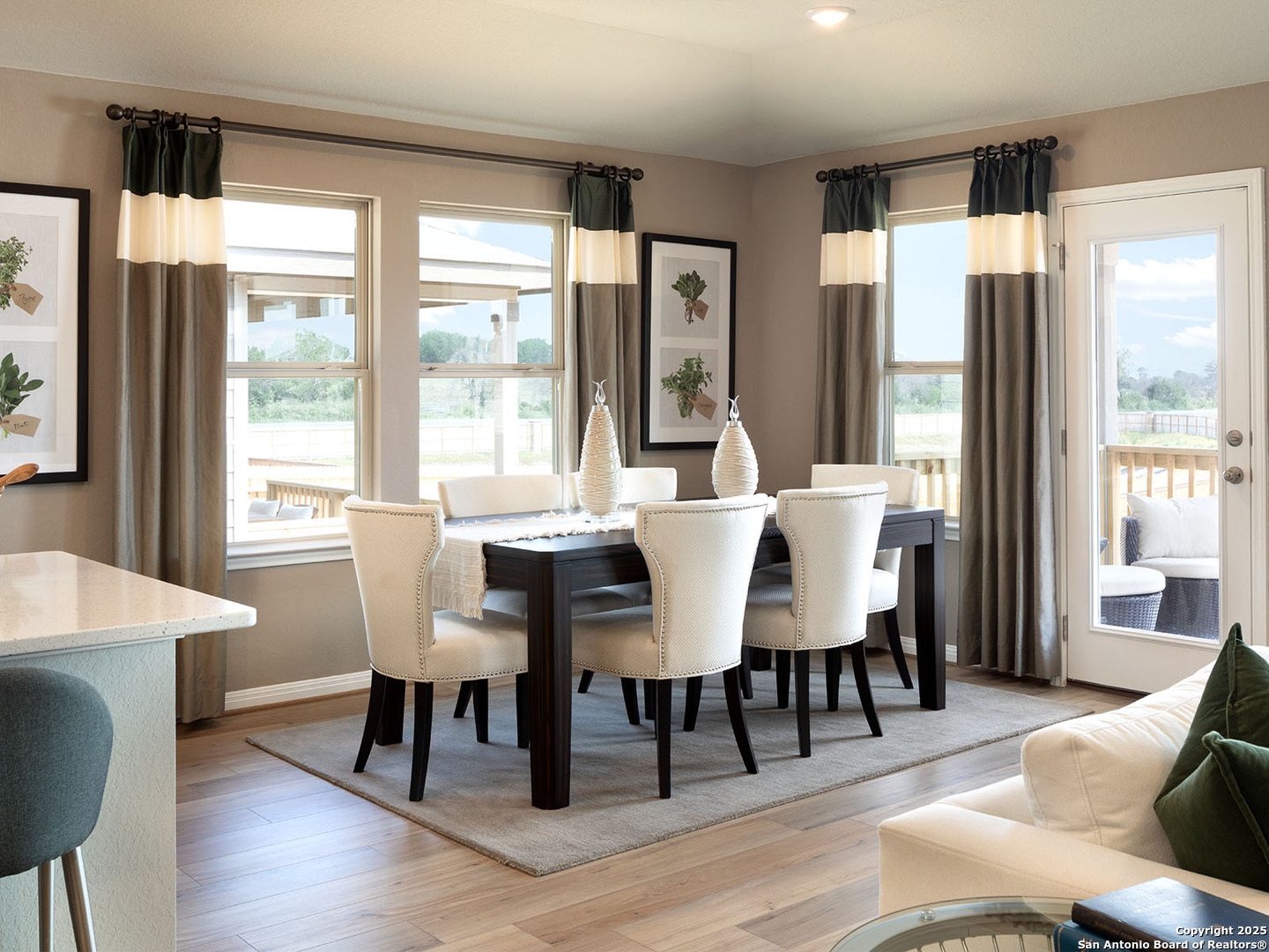 130 Dakota Ridge