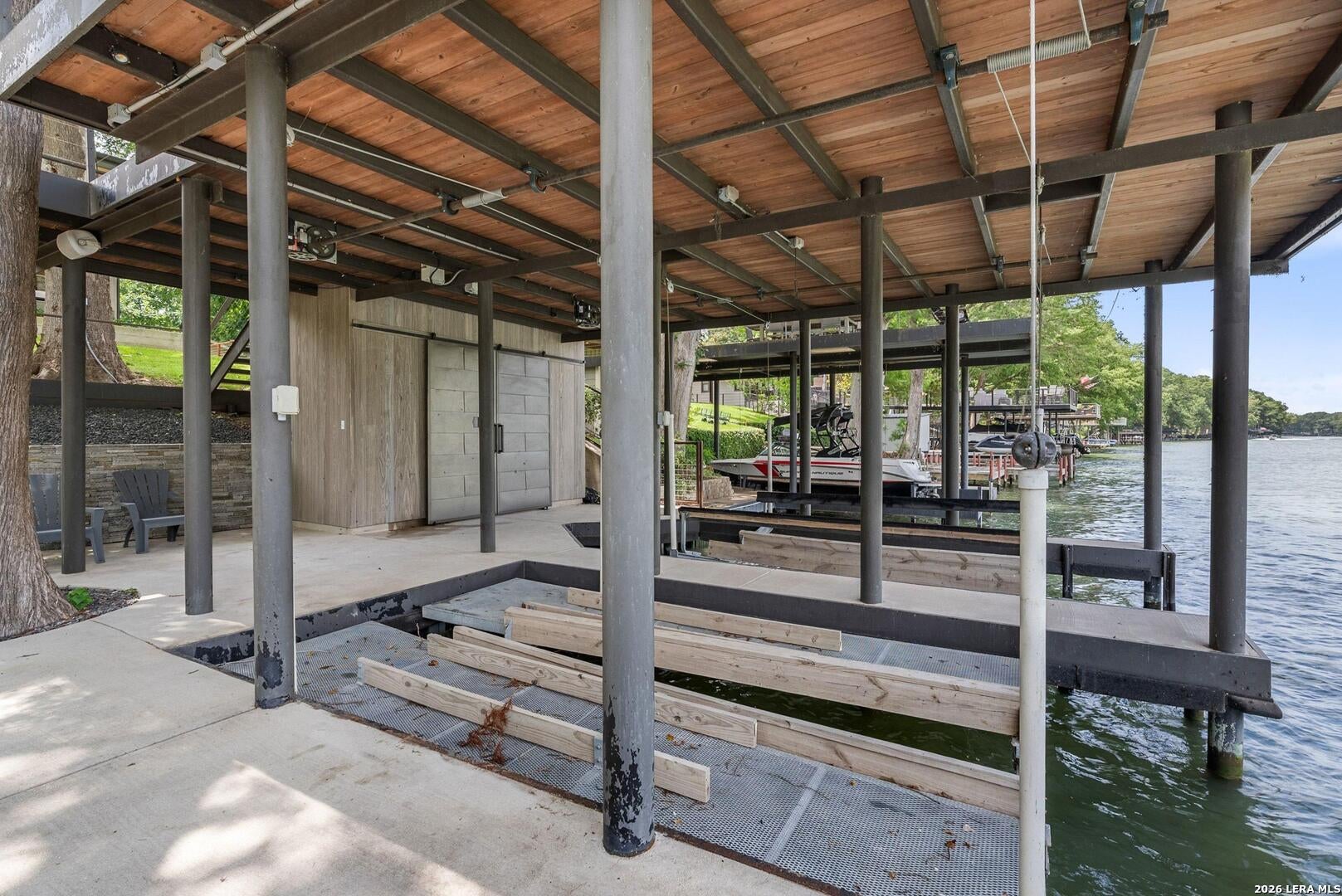2529 TERMINAL LOOP RD