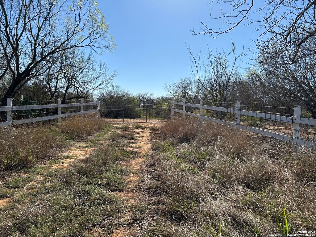 Photo of 4790 Blackhill, Floresville, TX 78114 (MLS # 1849316)