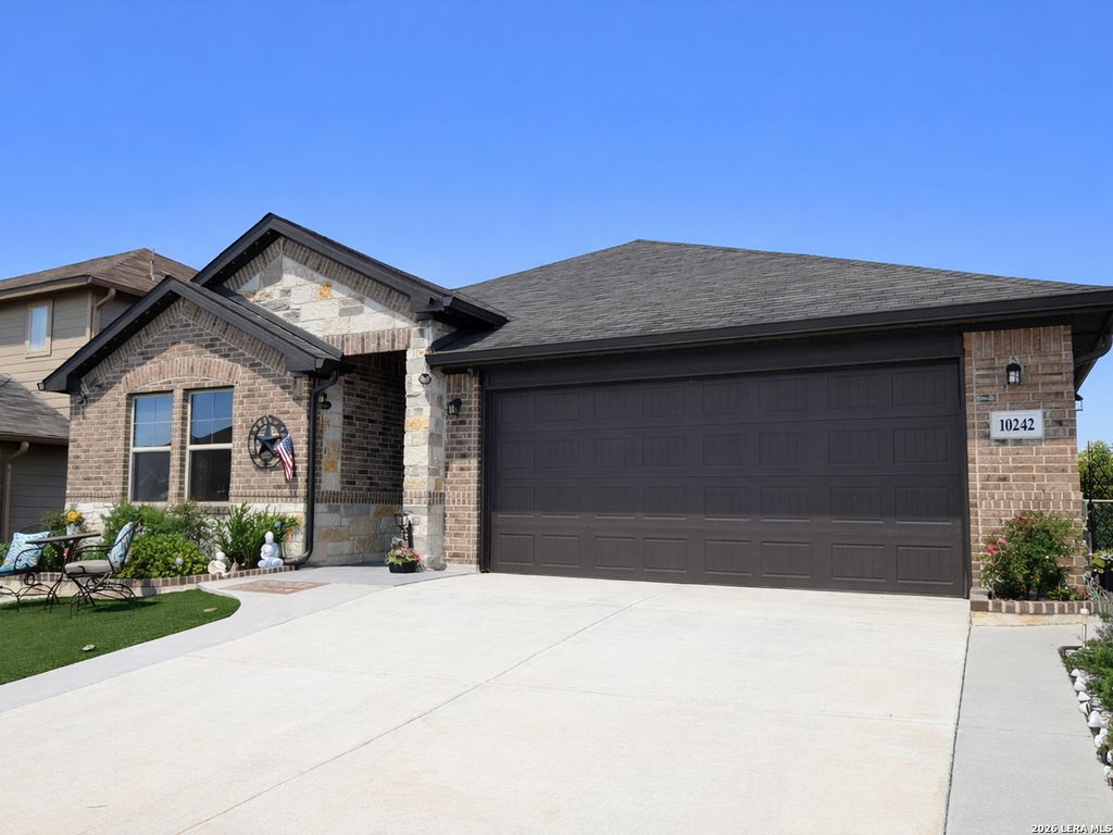 Photo of 10242 Juniper Oaks, Boerne, TX 78006 (MLS # 1956962)