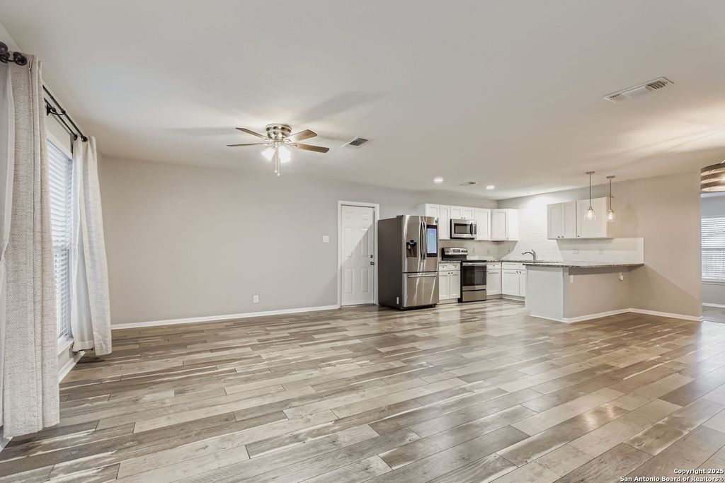 Photo of 3203 Quakertown, San Antonio, TX 78230 (MLS # 1925885)