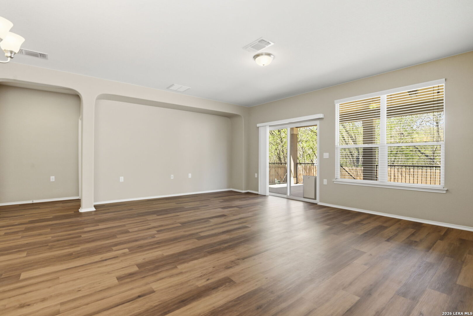 Search 7219 GERANIUM PATH