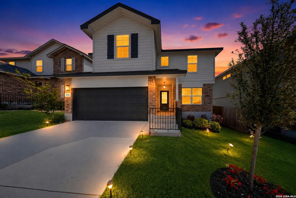 Photo of 1626 Rocky Rise, San Antonio, TX 78245 (MLS # 2003154)