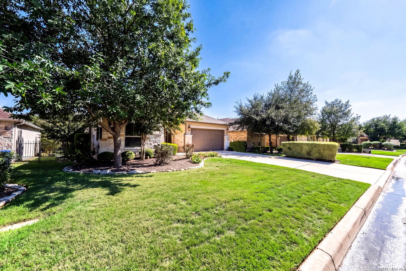 4678 Amorosa Way