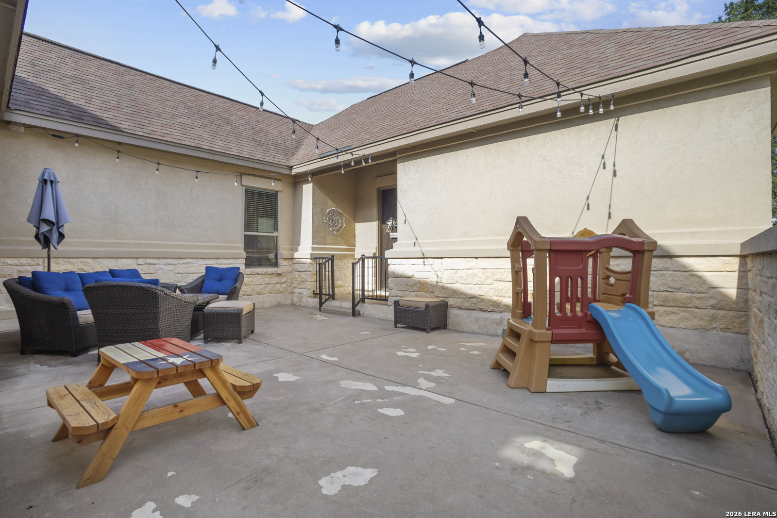 522 Carriage House
