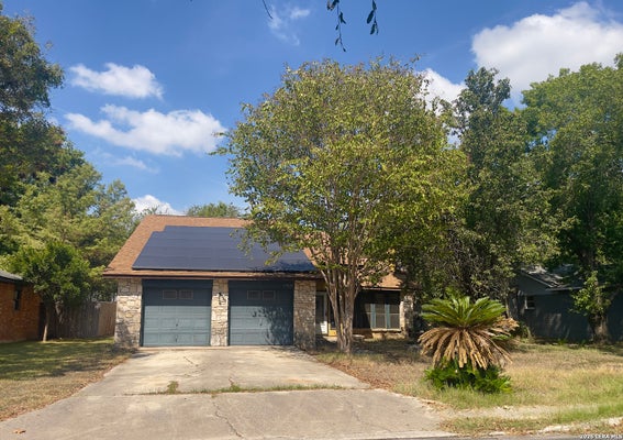 13935 LITTLE LEAF DR, SAN ANTONIO, TX 78247 - Image 8d2edeeb21ca90f2c3071a4f16a6d5c5/166829083
