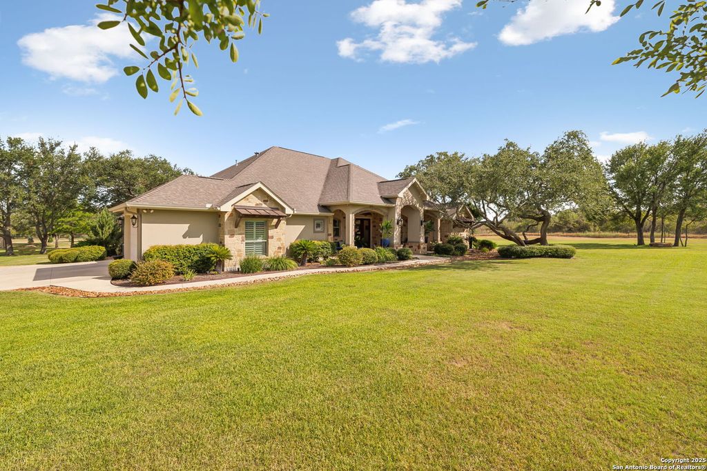 Photo of 1994 FM 3006, Pleasanton, TX 78064 (MLS # 1857471)