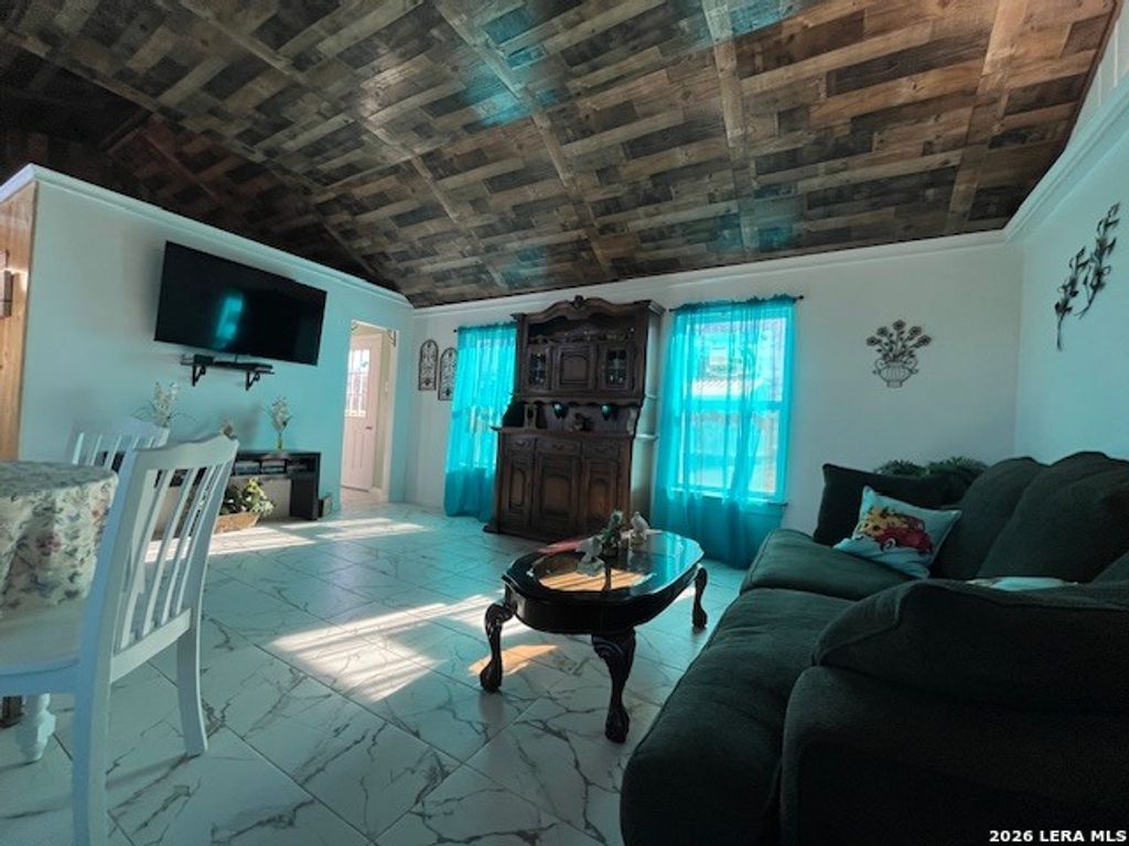 Photo of 3088 County Road 442, Stockdale, TX 78160 (MLS # 1939890)
