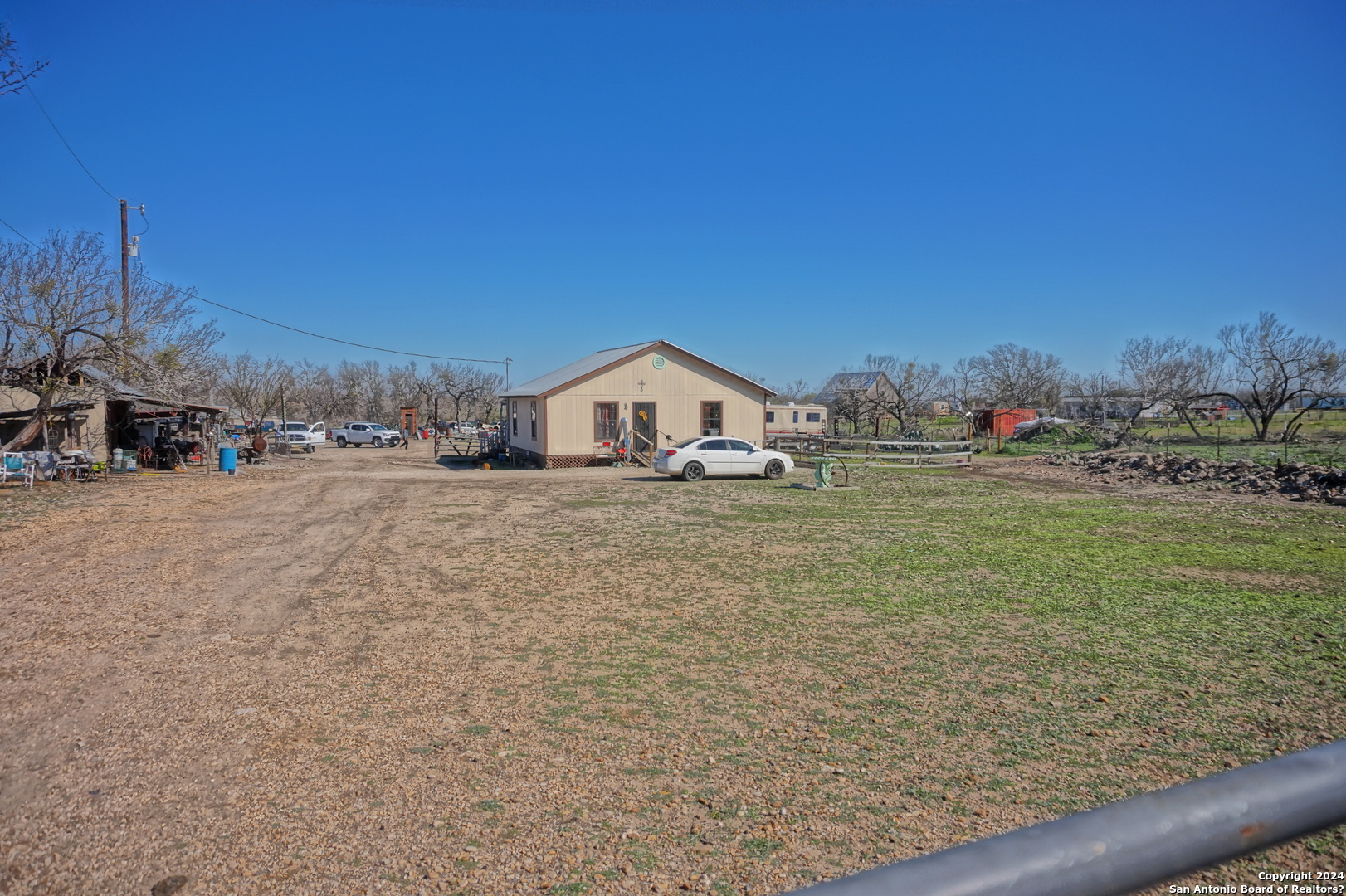 View Atascosa, TX 78002 house