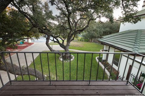 A home in Hollywood Park