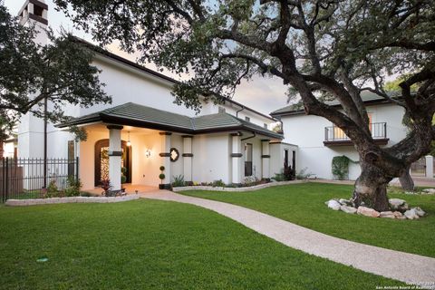 A home in Hollywood Park