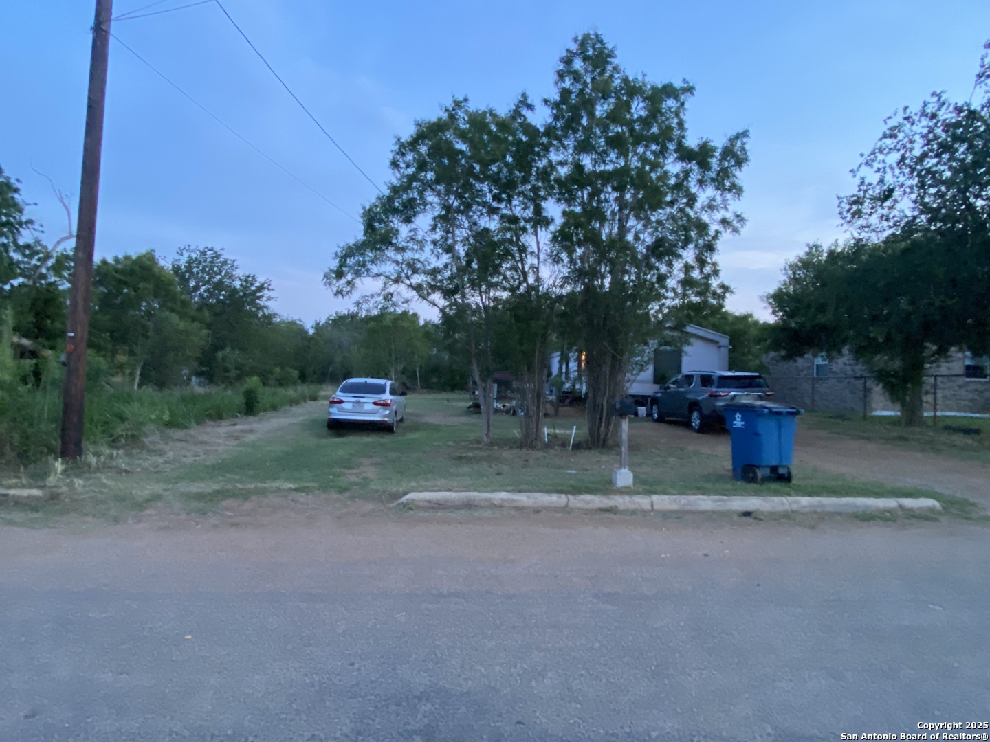 415 Kinsel