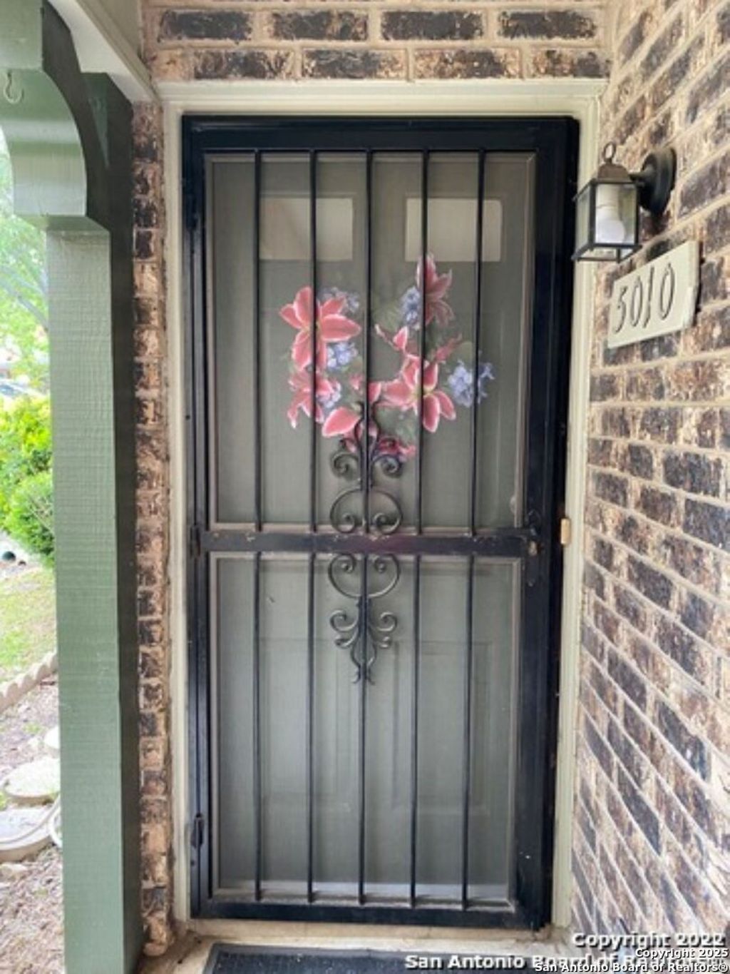 Photo of 5010 ARBOR RIDGE DR, San Antonio, TX 78228 (MLS # 1883389)