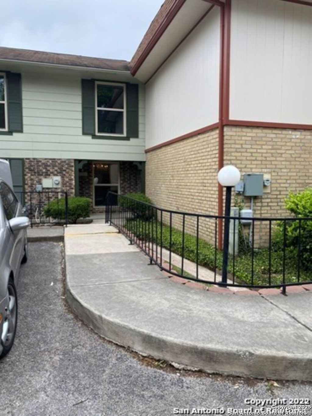Photo of 5010 ARBOR RIDGE DR, San Antonio, TX 78228 (MLS # 1883389)
