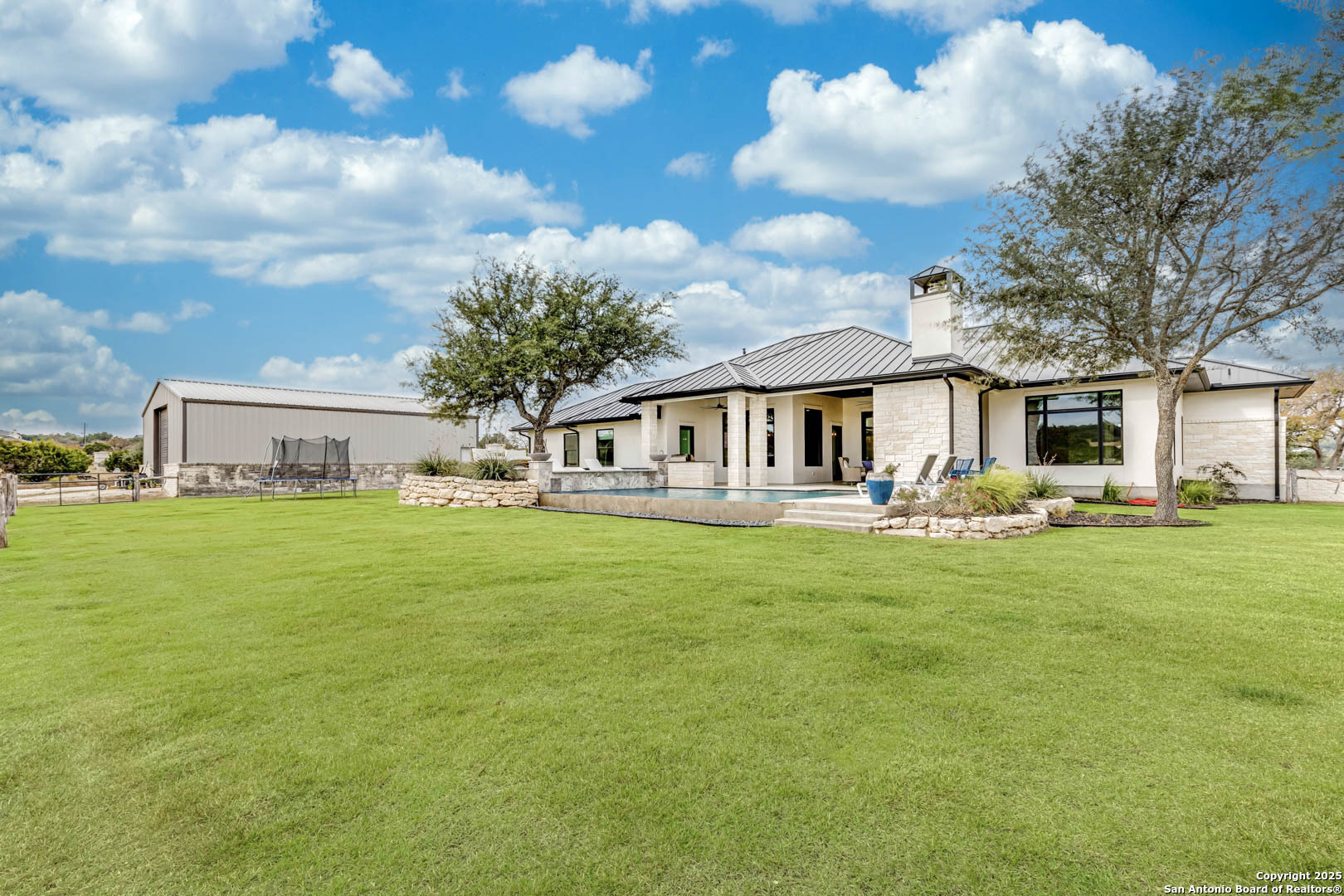 65 Sabinas Ridge Rd