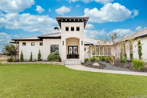 Photo of 65 Sabinas Ridge Rd, Boerne, TX 78006 (MLS # 1925979)