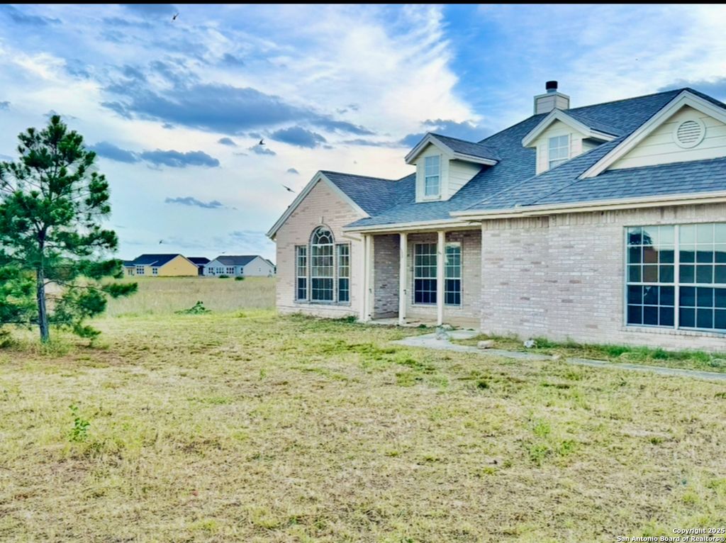 Photo of 135 Muirfield, La Vernia, TX 78121 (MLS # 1930085)