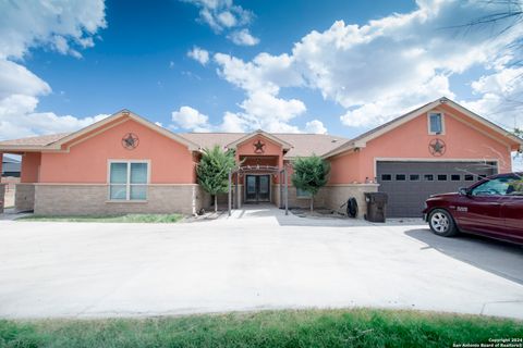 2989 Graytown Converse TX 78109