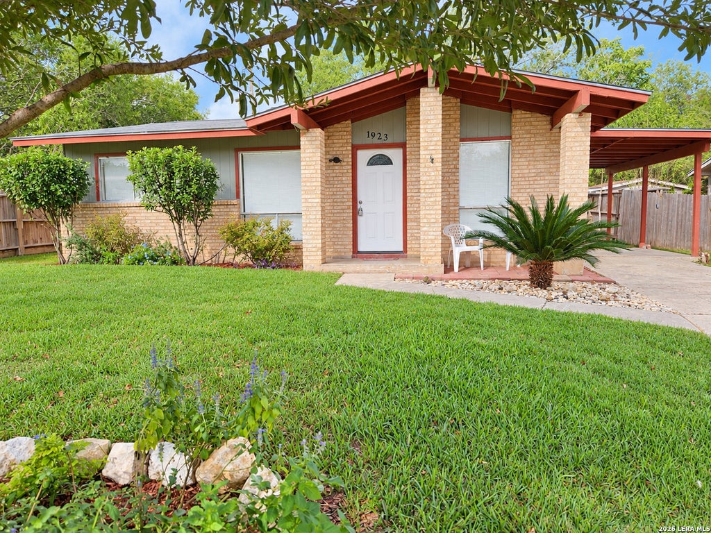 Photo of 1923 SUPREME DR, San Antonio, TX 78220 (MLS # 2018530)