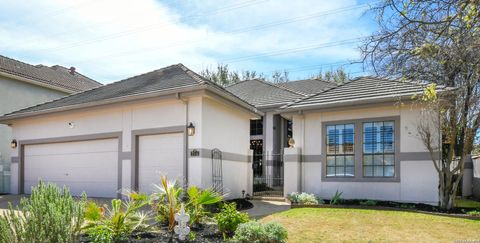 714 Sweetbrush San Antonio TX 78258