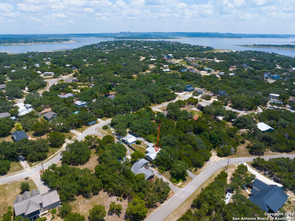 1397 Canyon Lake