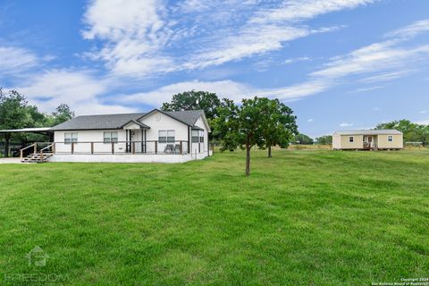 A home in Devine